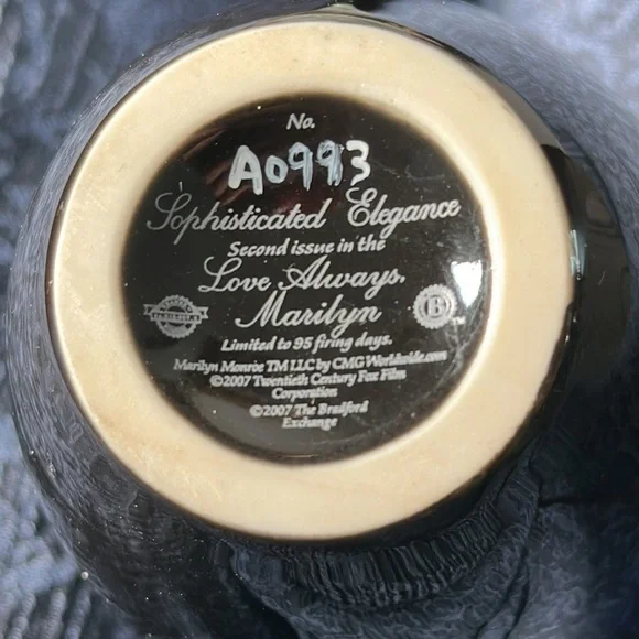 MARILYN MONROE 2007 Vases first and second issues numbered the love always - Picture 8 of 10